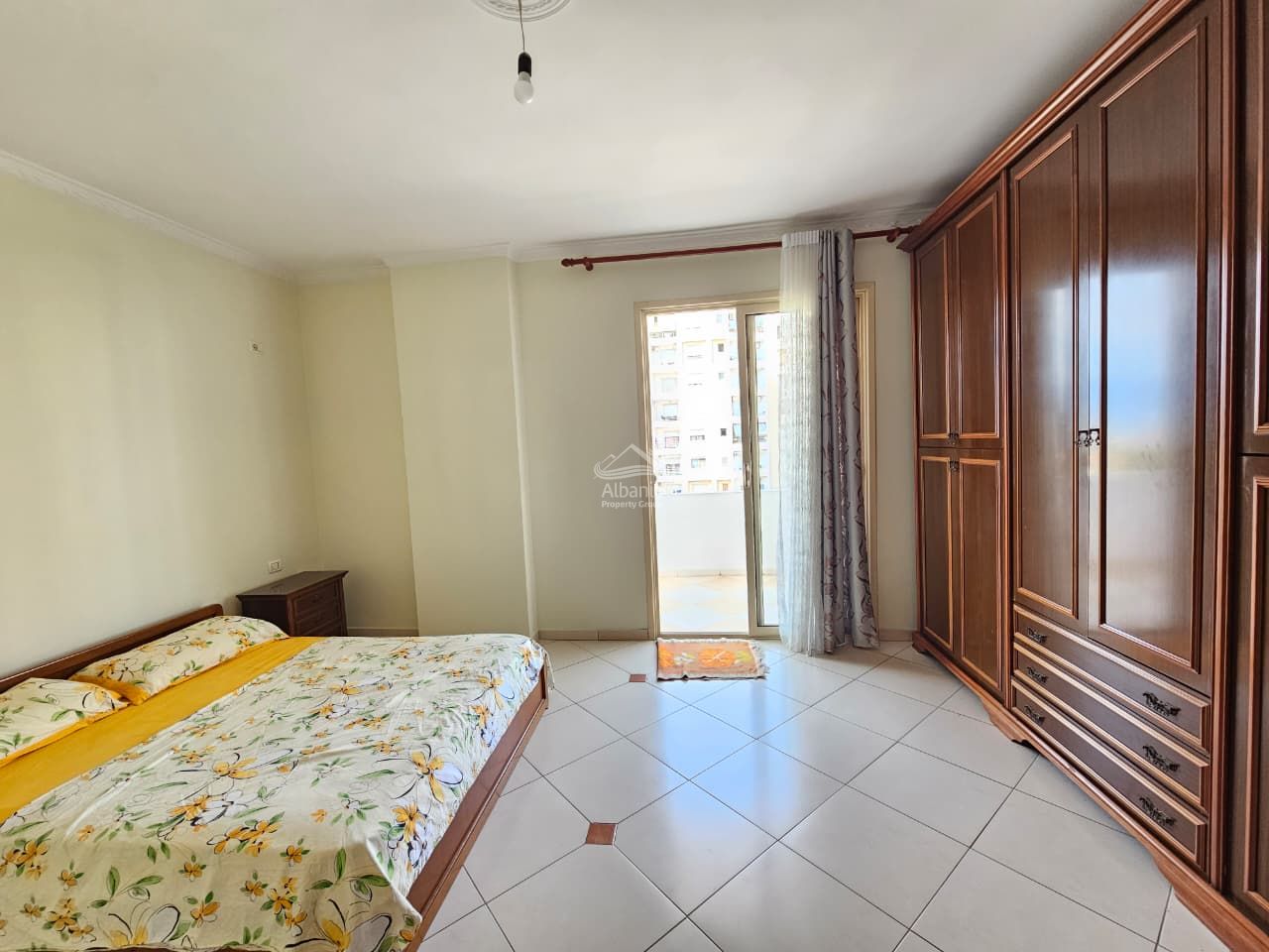 Appartamento Con Vista Mare In Affitto A Valona  Albania